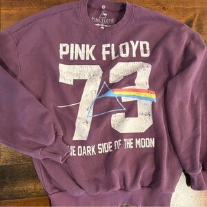 Woman’s SM Pink Floyd Purple Crewneck